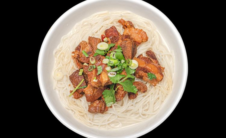 红烧牛杂米粉